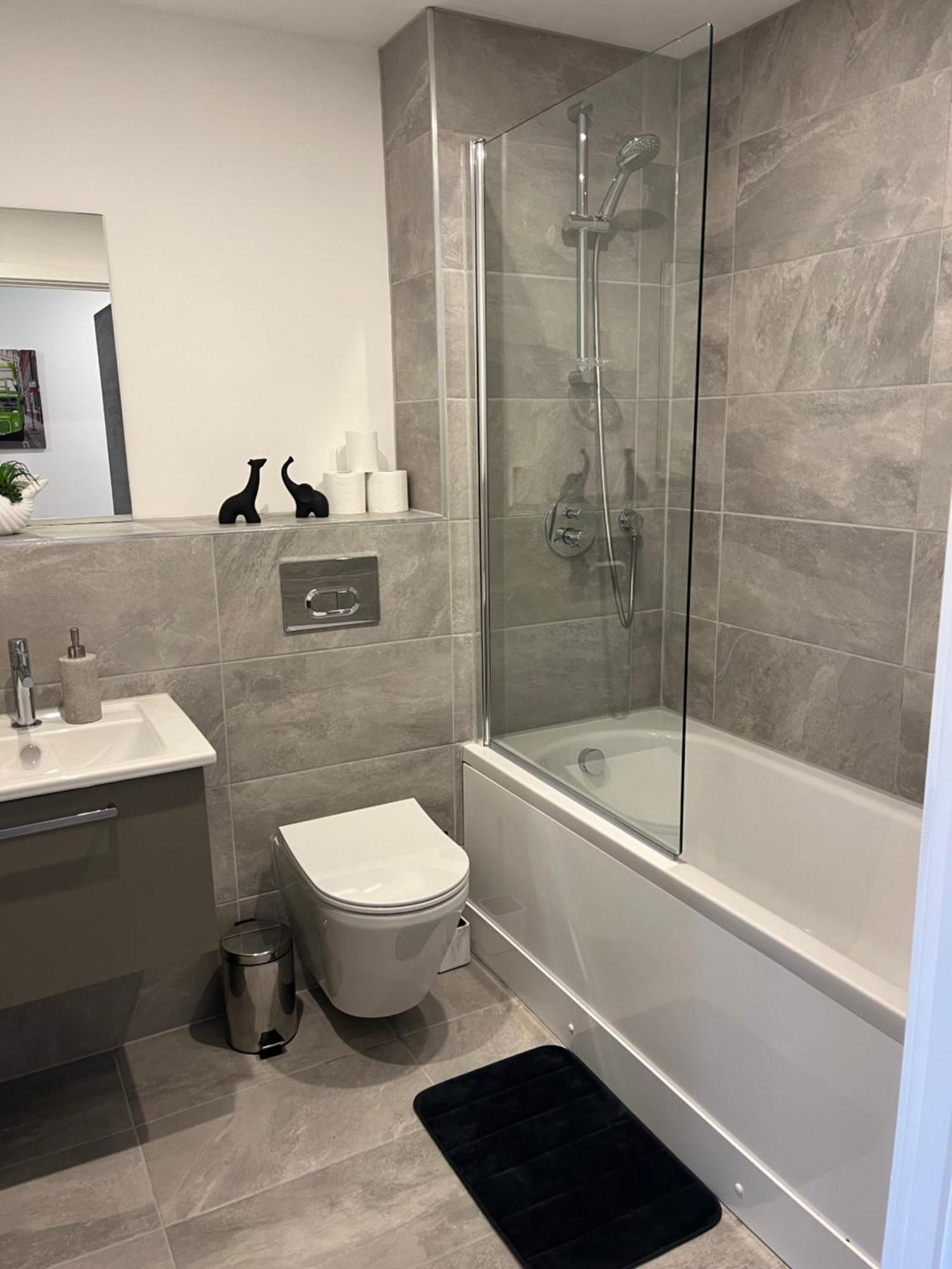 Superb New Build City Centre Flat And Gym York Exteriör bild